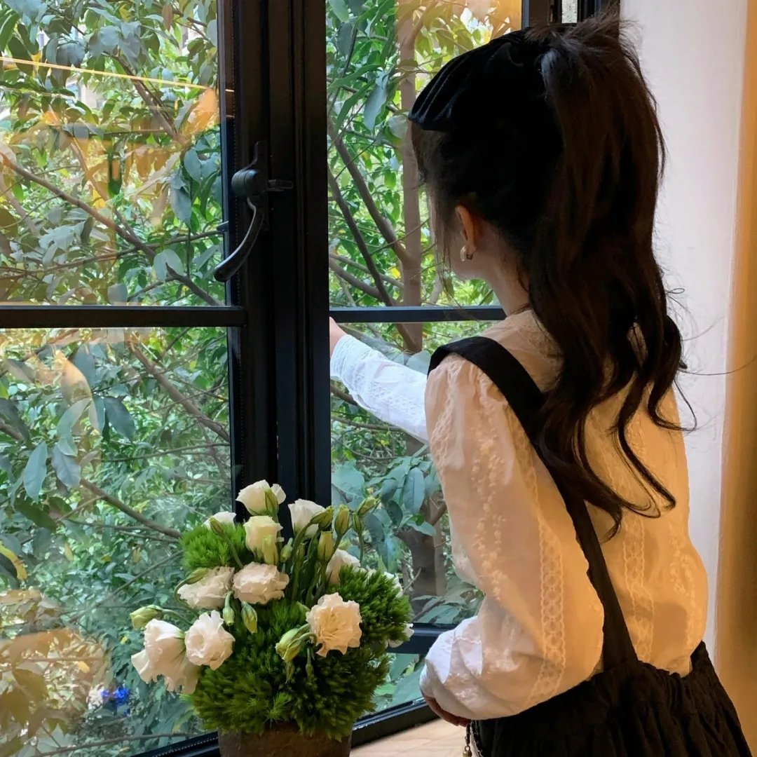 年轻的维多利亚